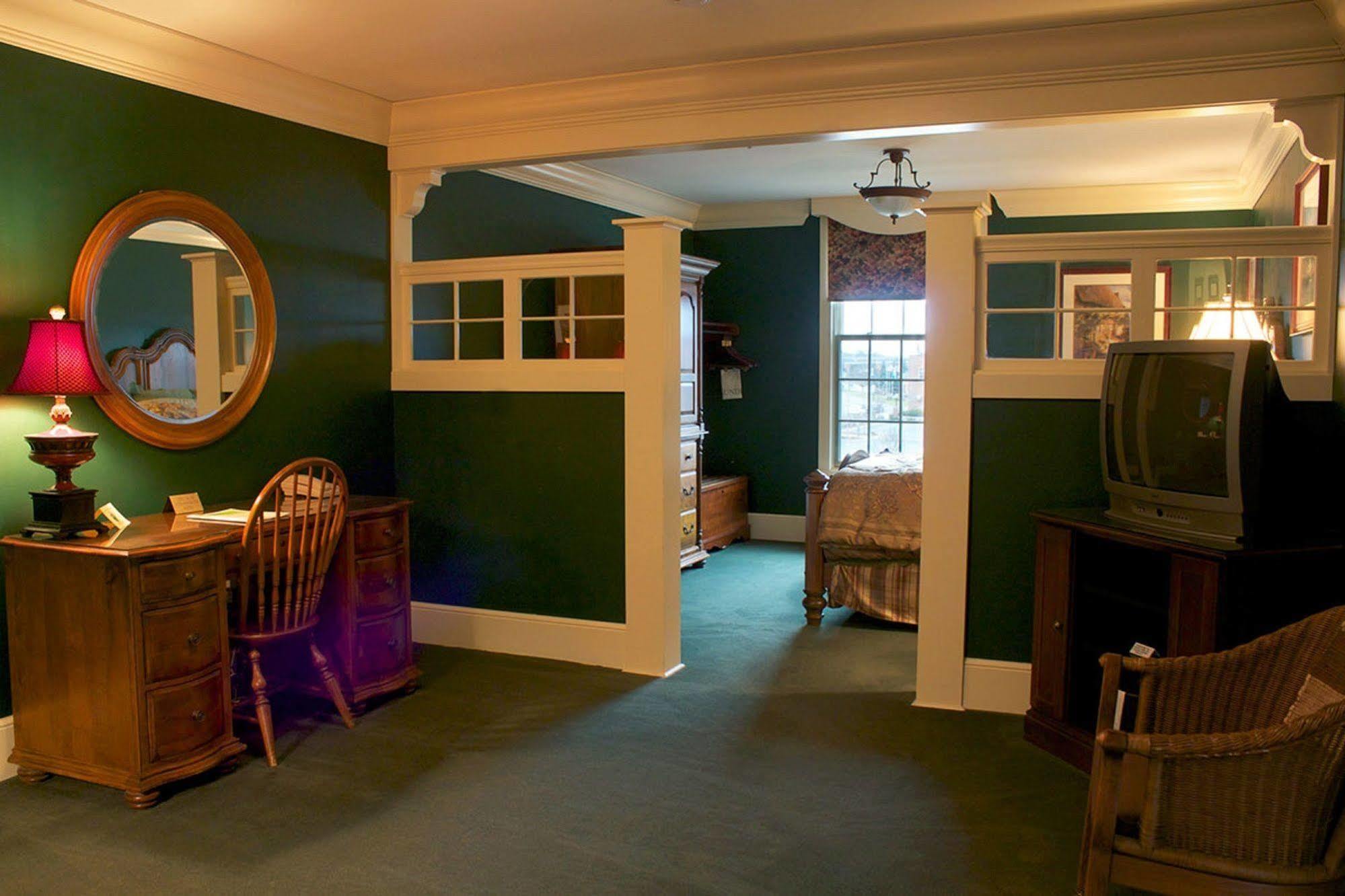 Saint Brendan'S Inn Green Bay Eksteriør billede
