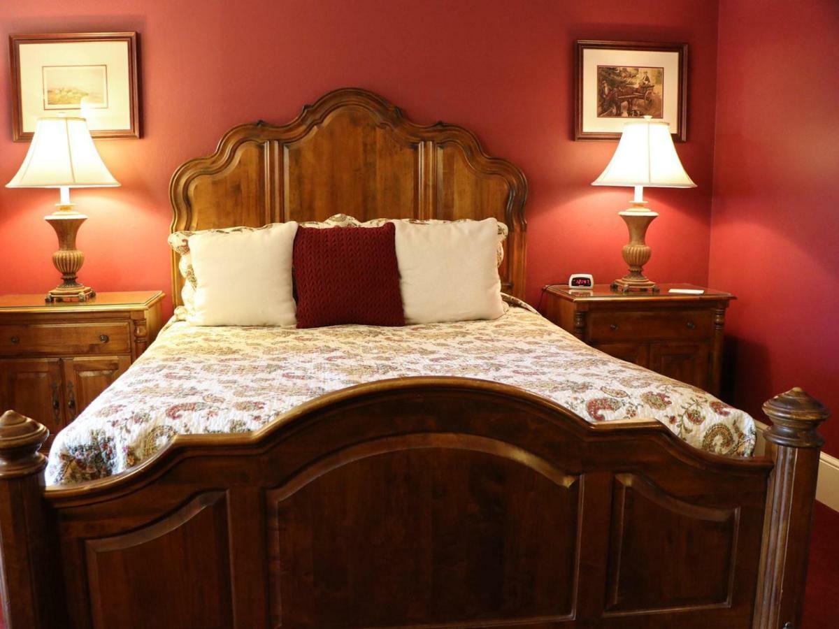 Saint Brendan'S Inn Green Bay Eksteriør billede